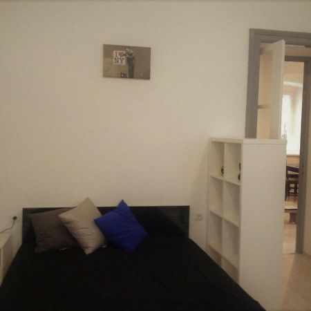 Studio Apartment Diana غييكا المظهر الخارجي الصورة